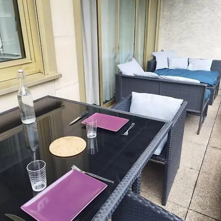 Avec Tres Grande Terrasse. Marais דירה *
